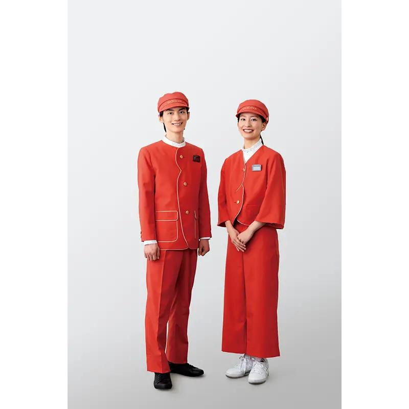 ゴディバ100周年企画：衣装が語るブランドの情熱