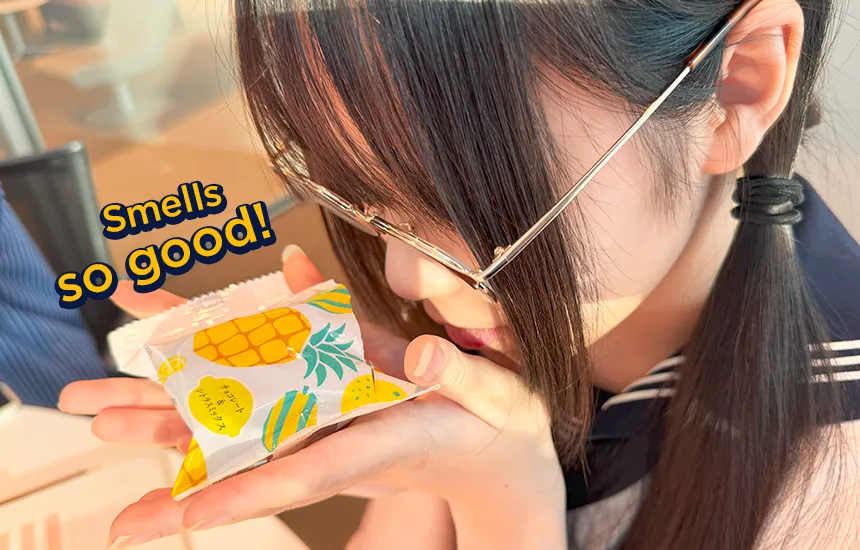 パイナップルケーキ