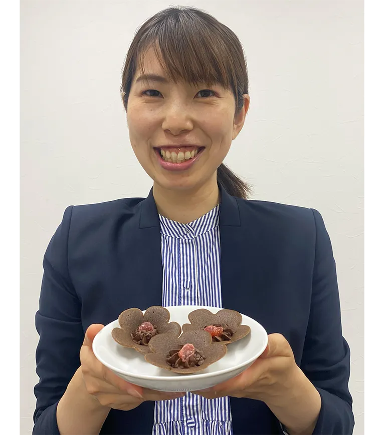 株式会社あみだ池大黒 営業部 開発課 武輪 朋華さん