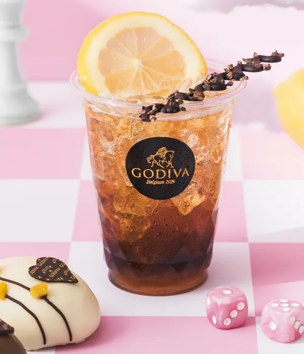 カカオフルーツとレモンのアイスティーソーダ