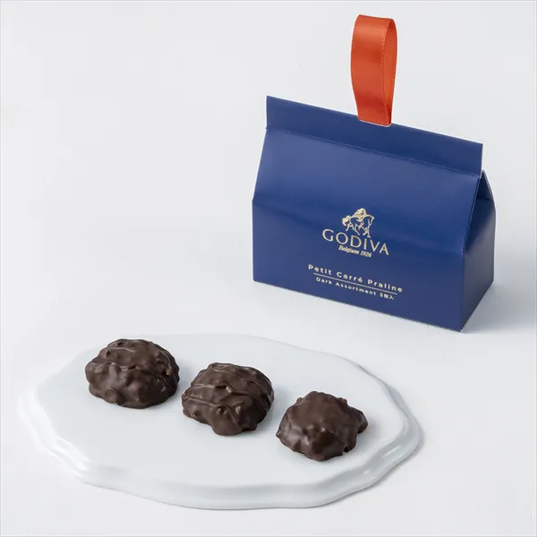 プティ カレ プラリネ アソートメント ダーク（3粒入）