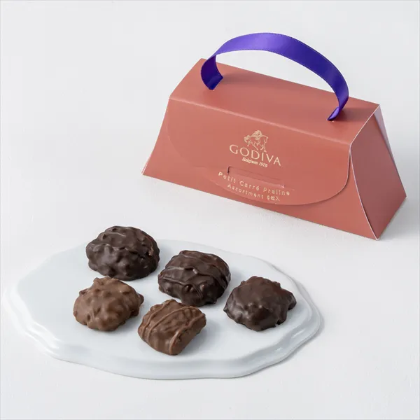 プティ カレ プラリネ アソートメント（5粒入）